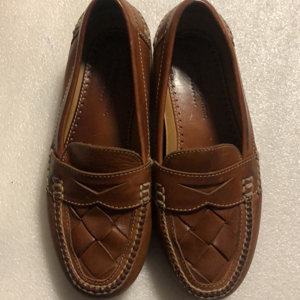 Johnston and Murphy Tan Locklin Woven Venetian Loafers. Size 8 M